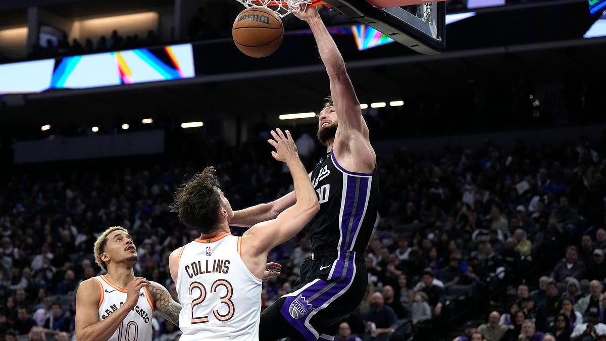 2023 NBA rebounds per game leaders