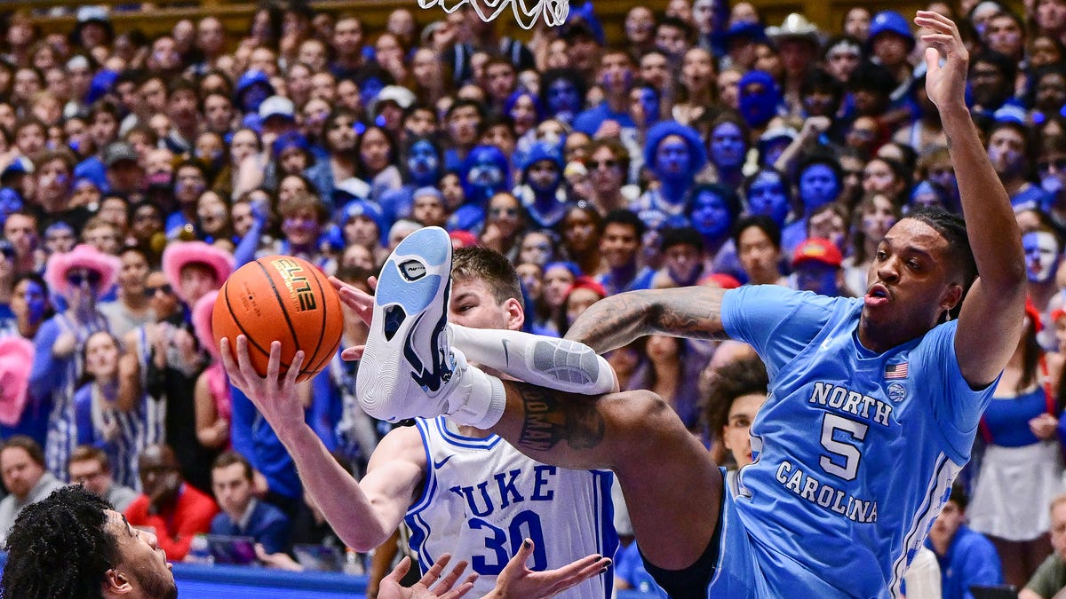 From UNC to SC, Carolina basketball was in full force Saturday